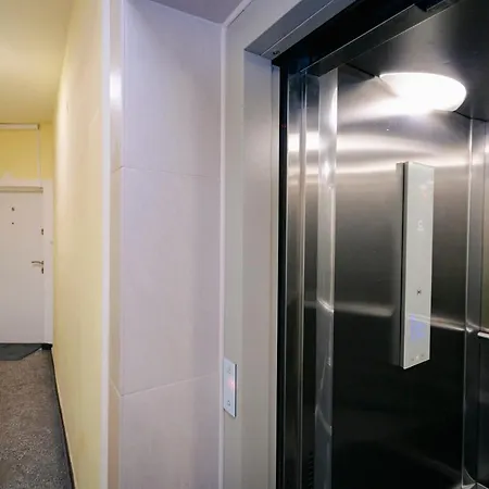 公寓 Wilcza 3g - 260m Od Ambasady Usa, 1km Od Dworca Centralnego 华沙