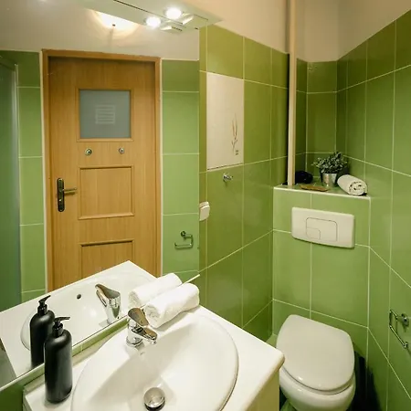 Wilcza 3g - 260m Od Ambasady Usa, 1km Od Dworca Centralnego * ワルシャワ