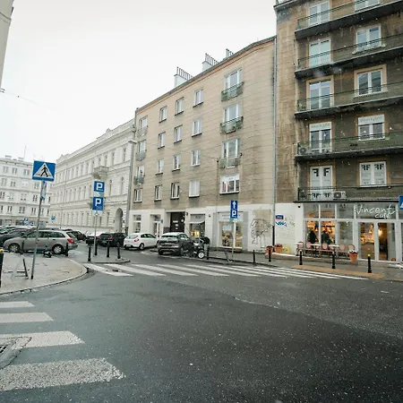 Wilcza 3g - 260m Od Ambasady Usa, 1km Od Dworca Centralnego Varşova