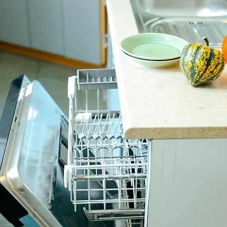 Wilcza 3g - 260m Od Ambasady Usa, 1km Od Dworca Centralnego