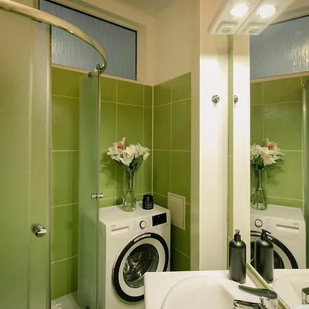 Wilcza 3g - 260m Od Ambasady Usa, 1km Od Dworca Centralnego *